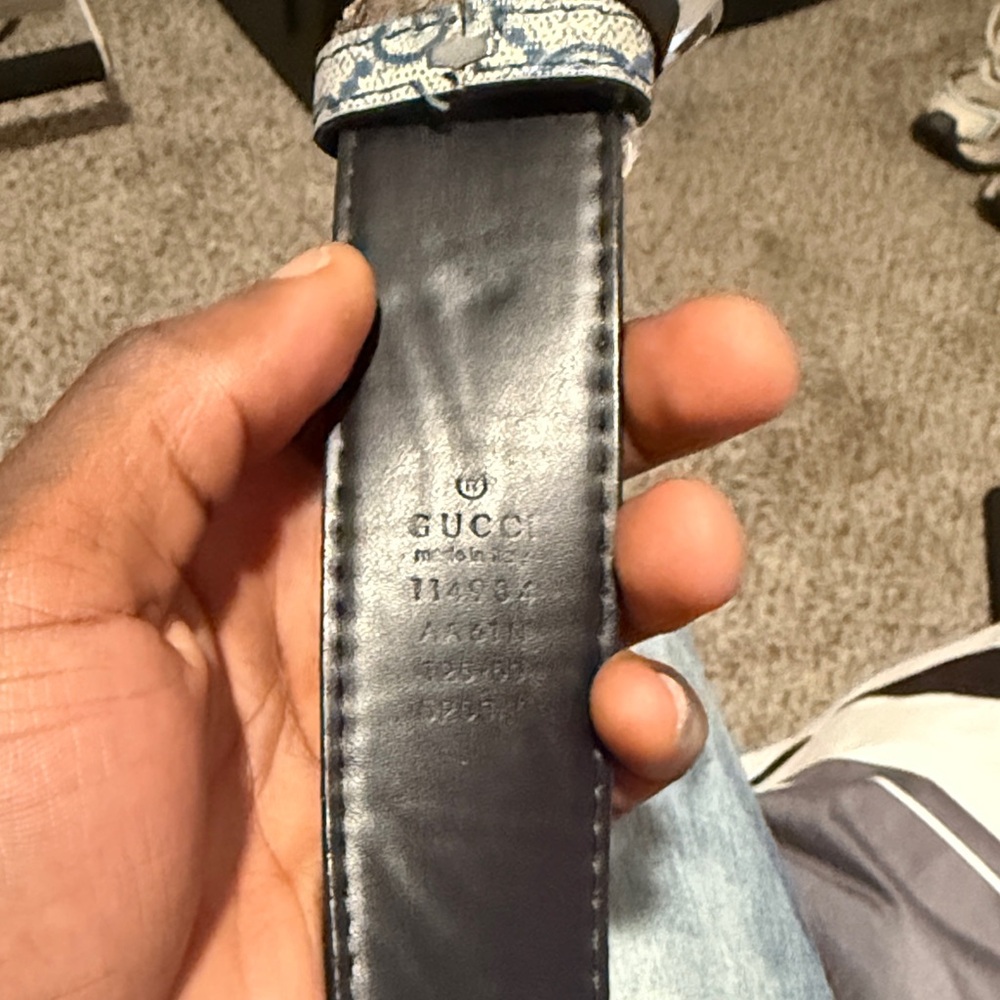 Gucci Navy Leather Belt